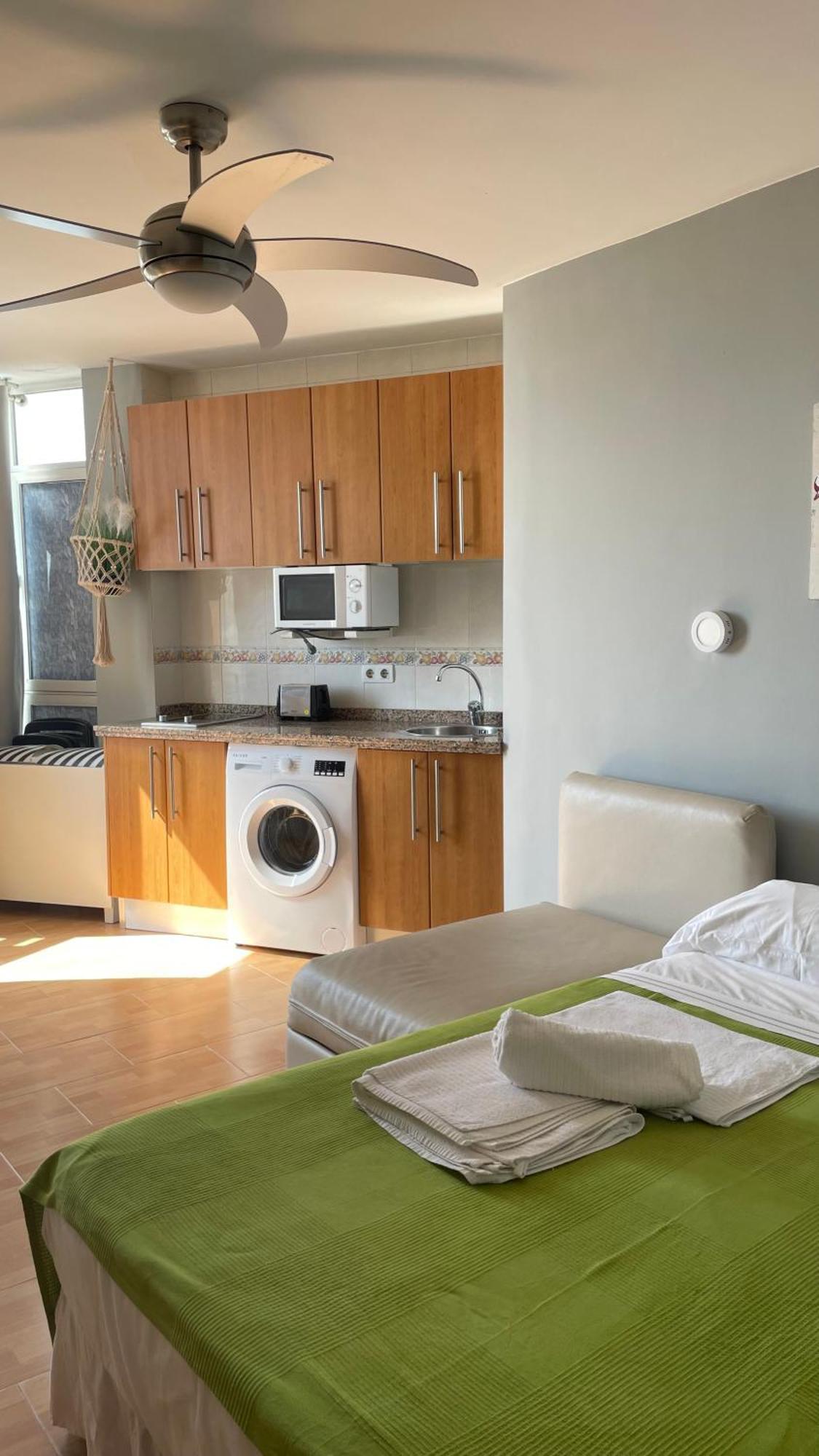 Benalmadena ,Apartamento-Estudio Primera Linea De Playa Exterior foto