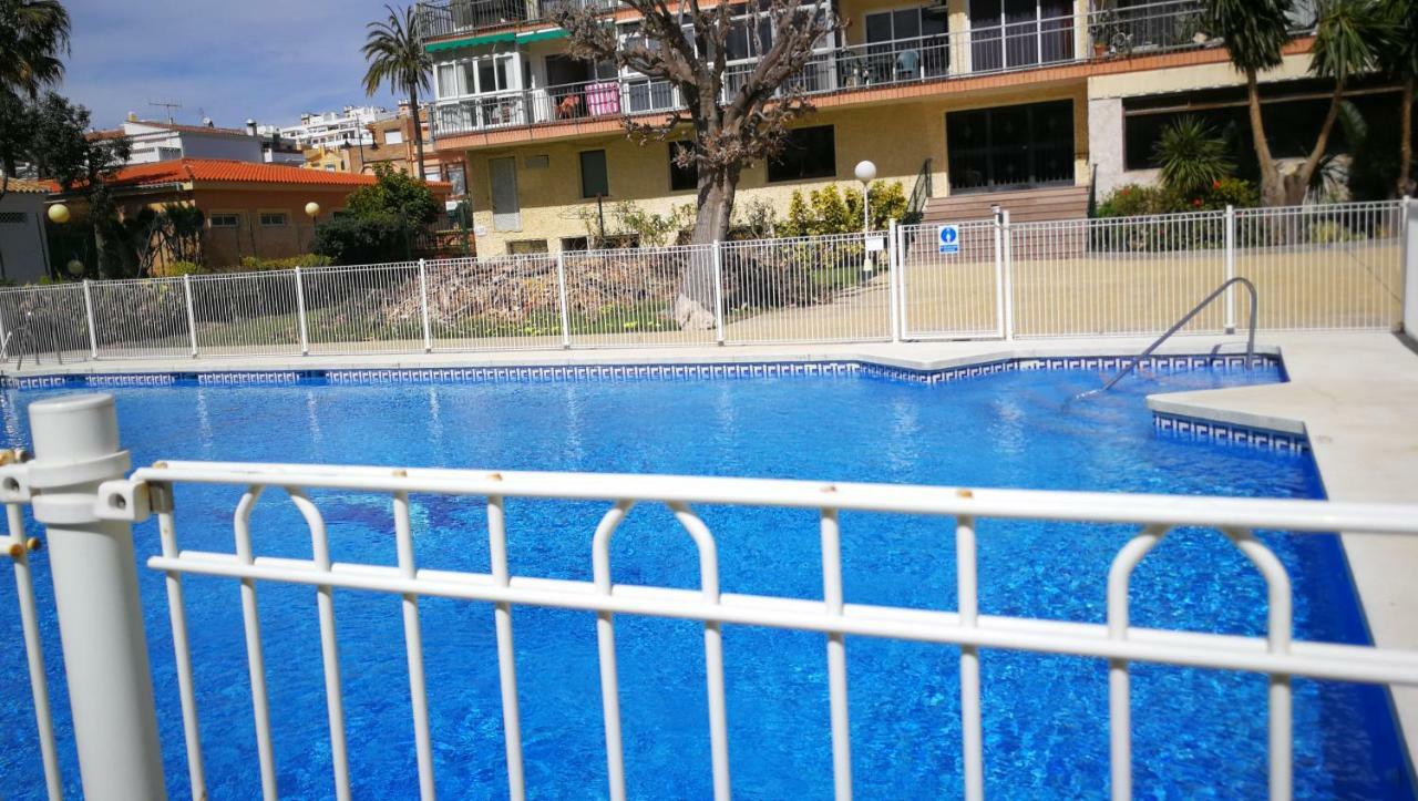 Benalmadena ,Apartamento-Estudio Primera Linea De Playa Exterior foto