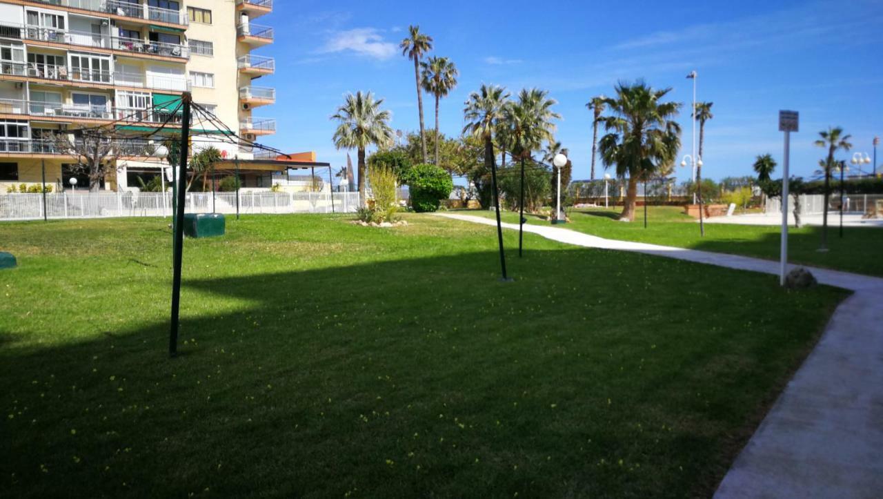 Benalmadena ,Apartamento-Estudio Primera Linea De Playa Exterior foto